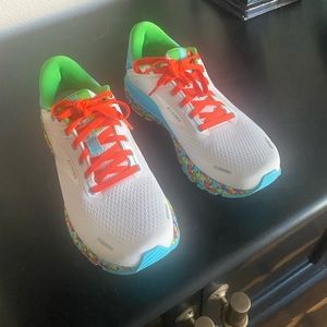 Brooks Avalanche Running Shoes